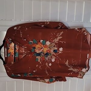 Beautiful Blouse 🤎💙